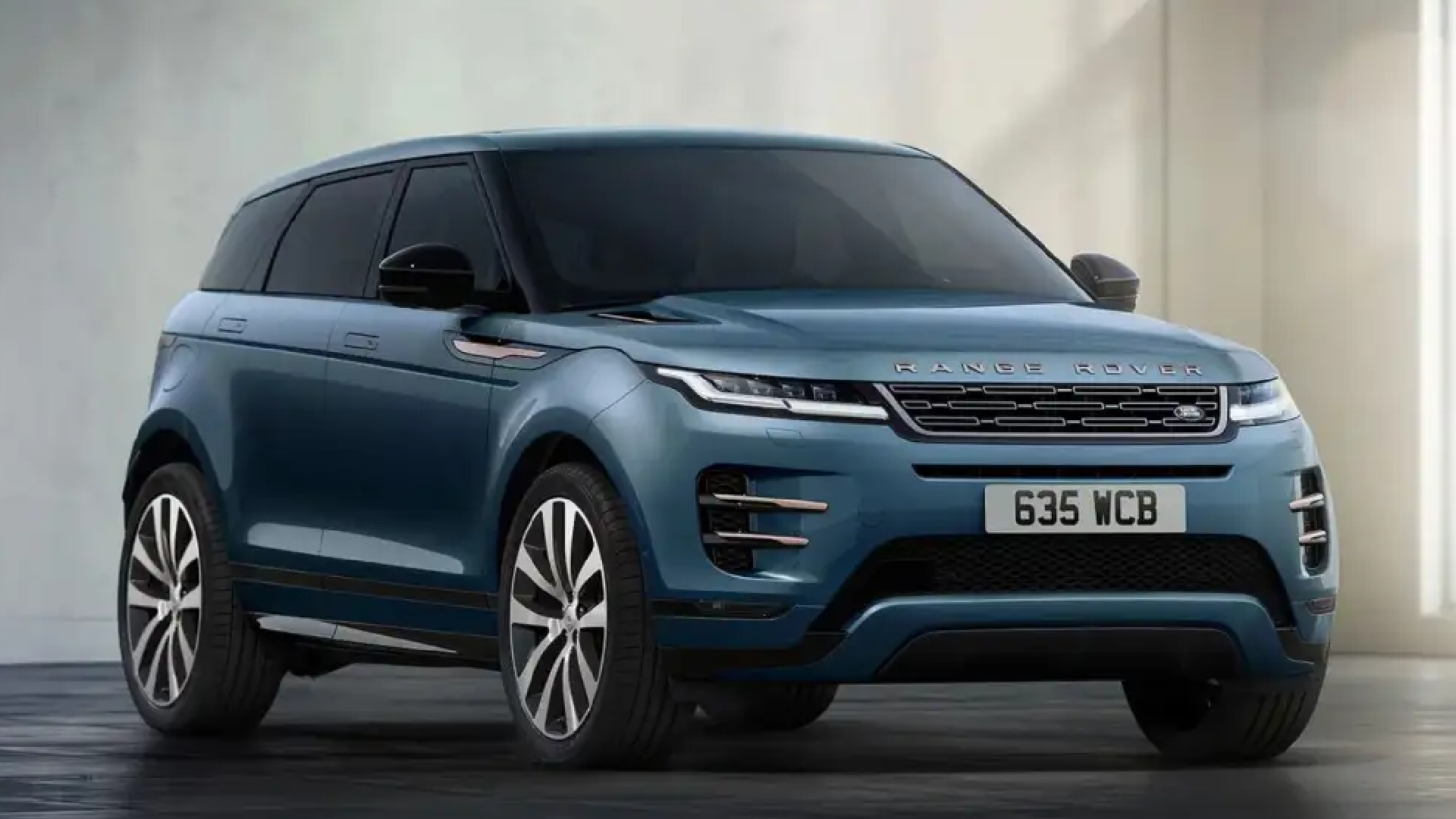 RANGE ROVER EVOQUE:The best of urban and outdoor